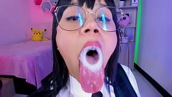 play Lila jordan plays with frothy saliva