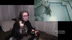 play Brünette mit großen Titten zieht sich aus, während sie Resident Evil 2 spielt – Teil 15