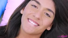 play Audisi Lesbian beruap remaja berambut cokelat Aubry Babcock