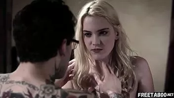 Riproduci Deve fare tutto quello che dice il suo vicino, anche lei lo fa venire dentro di lei! - film completo su freetaboo.net