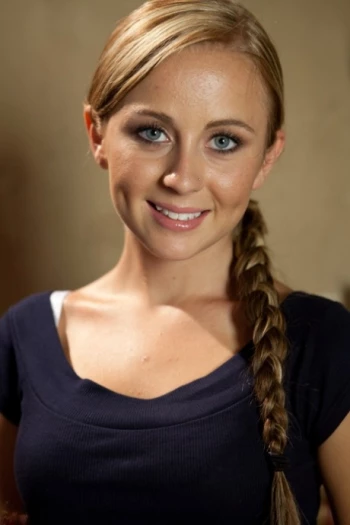 Pornstar Mae Lynn