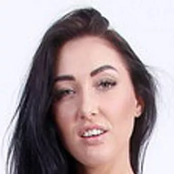 Bintang porno Nika Charming