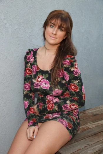 Pornstar Maggie Green